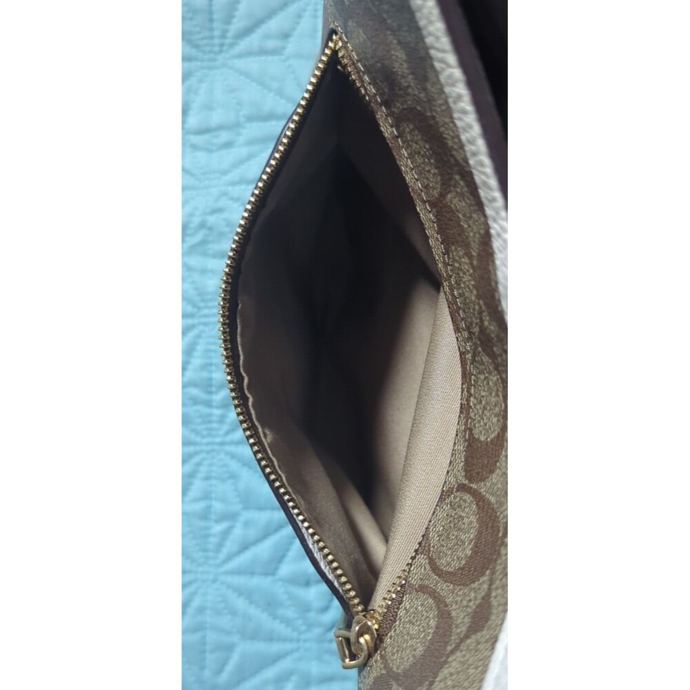 Coach Kristy Colorblock Leather Snake Embossed 3 compartment shoulder bag in EUC - Picture 8 of 14